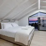 アパート Solmare Loft